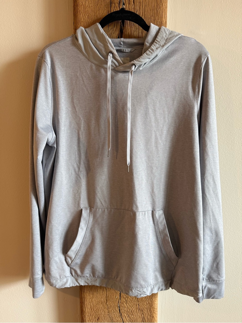 Vuori Men's Sunday Element Hoodie in Light Gray Size M